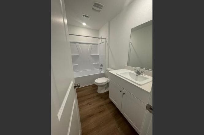 Building Photo - 427 Gabbro Gdns