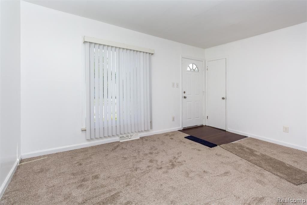 Building Photo - 21503 Eastwood Blvd
