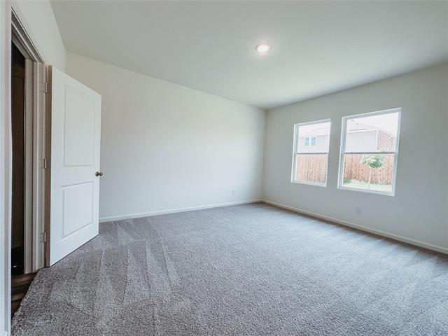 Building Photo - 1637 Whitworth Dr