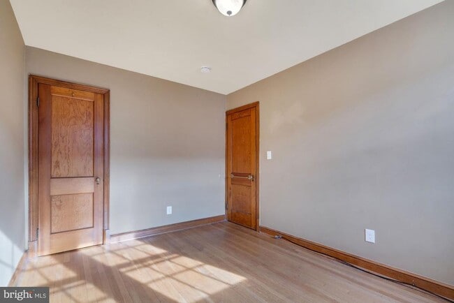 Building Photo - 1403 K St SE