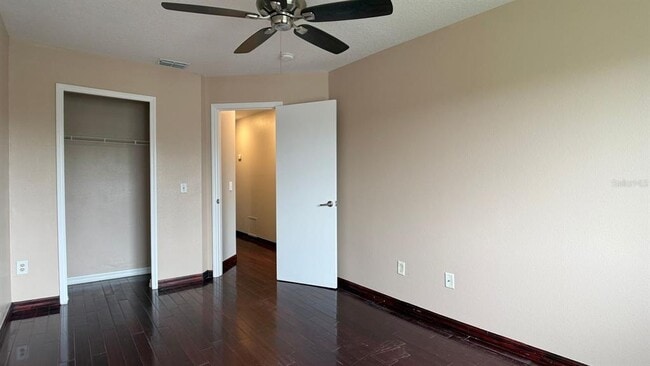 Building Photo - 211 Caribbean Dr