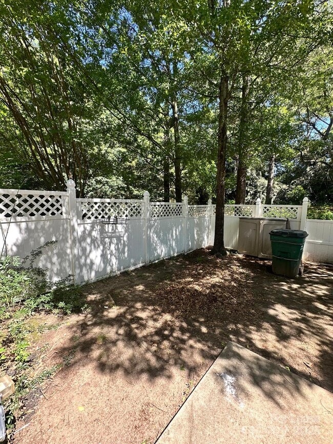 Building Photo - 14303 Tranters Creek Ln