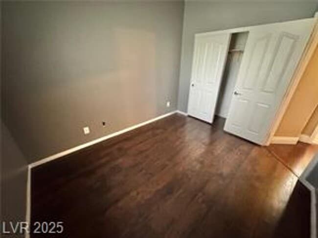 Building Photo - DON’T MISS OUT ON THIS BEAUTIFUL 4-BEDROOM...