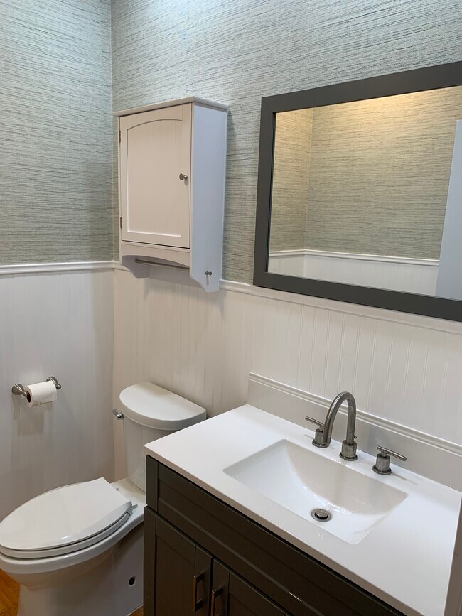 Half Bath - 3520 Pansy Dr