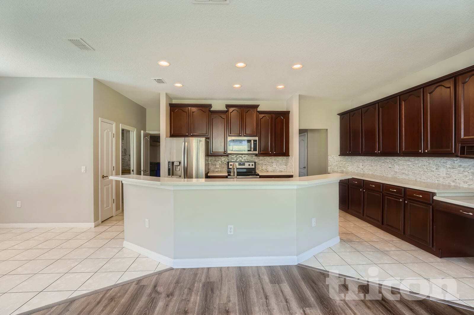 Building Photo - 3410 Starbird Dr