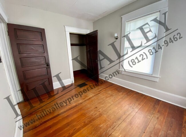 Building Photo - Three bedroom home