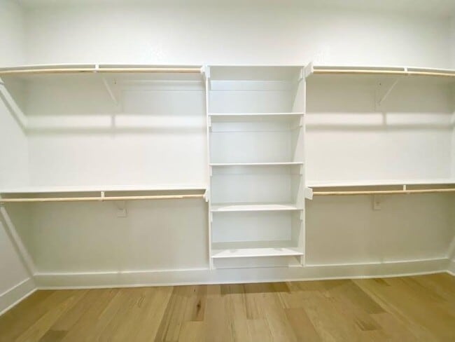 Building Photo - 730 Marianne St