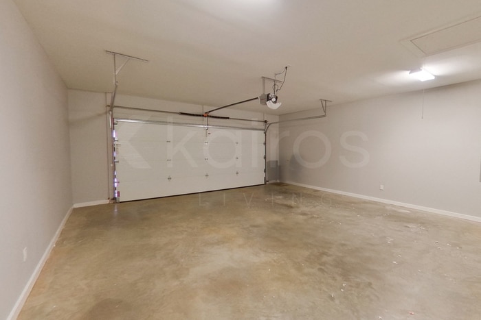 Building Photo - 107 Kamarie Ln