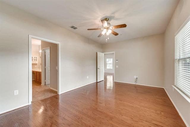 Building Photo - 7225 Rembrandt Dr
