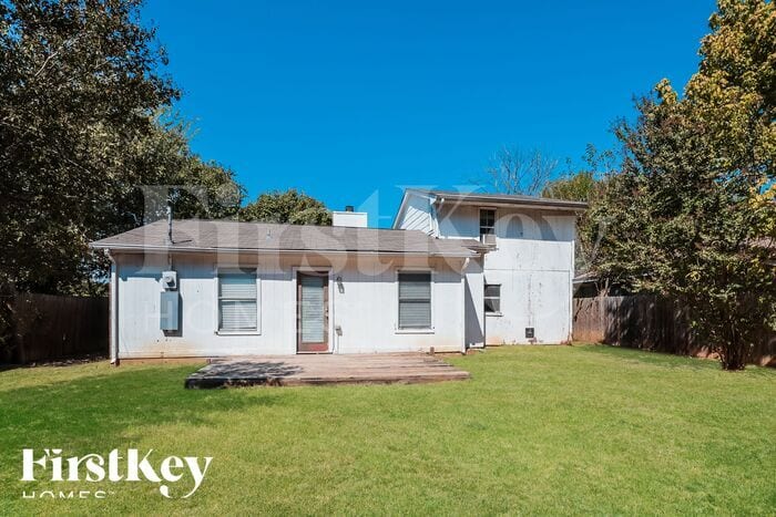 Building Photo - 600 Dayton Rd