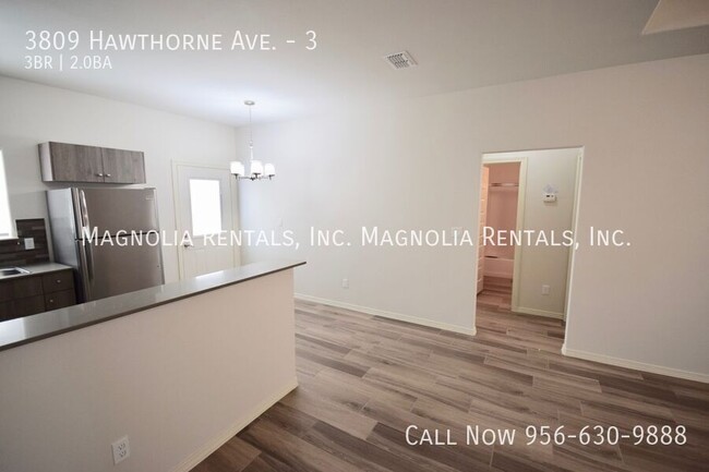 Building Photo - 3809 Hawthorne Ave