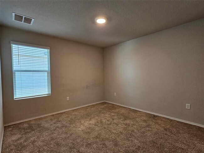 Building Photo - 5816 Berriweather Dr