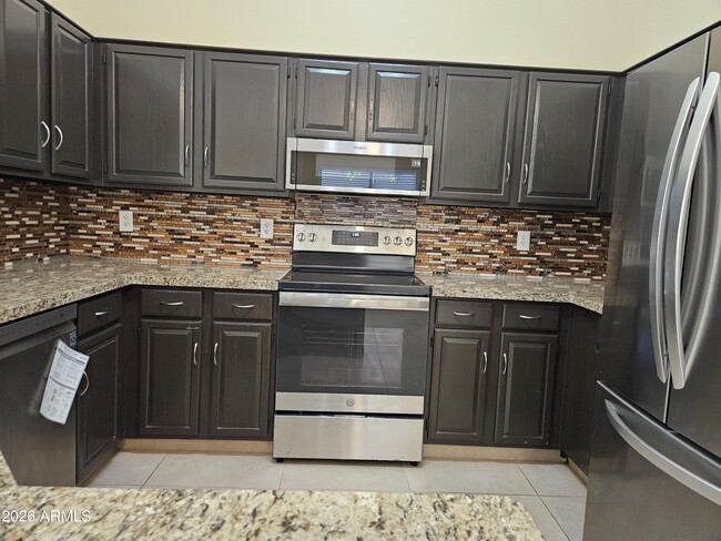 Building Photo - 4637 E Desert Cactus St