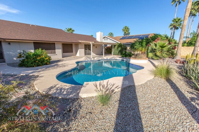 Building Photo - 5513 E Terry Dr