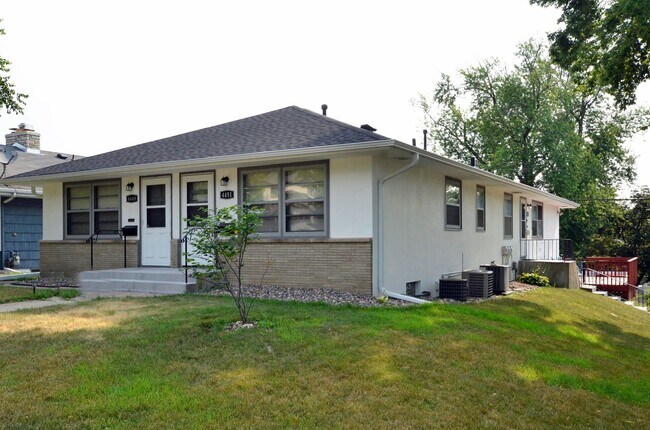 Building Photo - 4451 Bloomington Ave