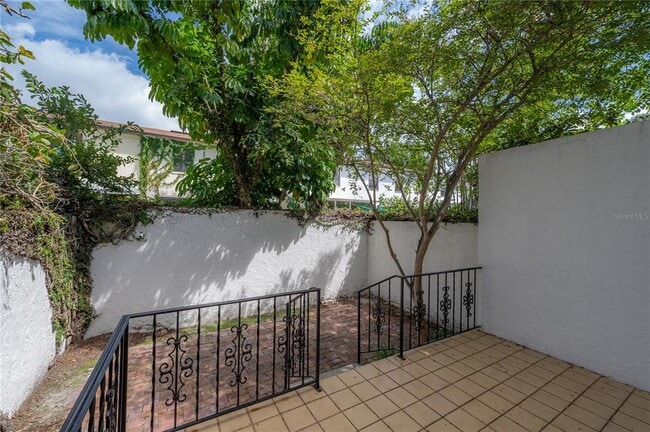 Building Photo - 4735 W Vasconia St