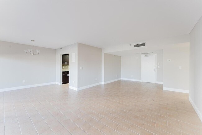 Building Photo - 859 Jeffery St