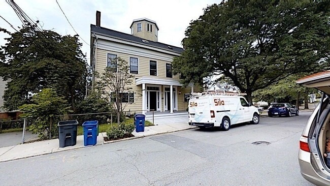 Building Photo - 60 Atherton St