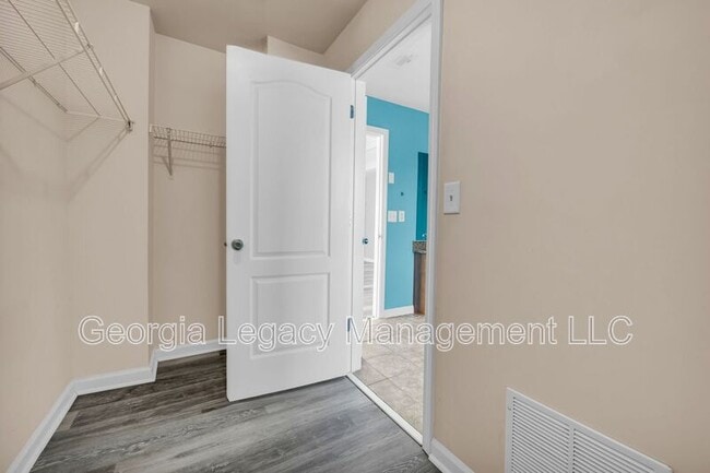 Building Photo - 816 Kaitlyn Dr