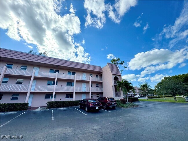 Building Photo - 400 Forest Lakes Blvd