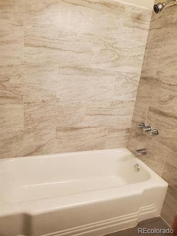 Building Photo - 197 E Powers Ave