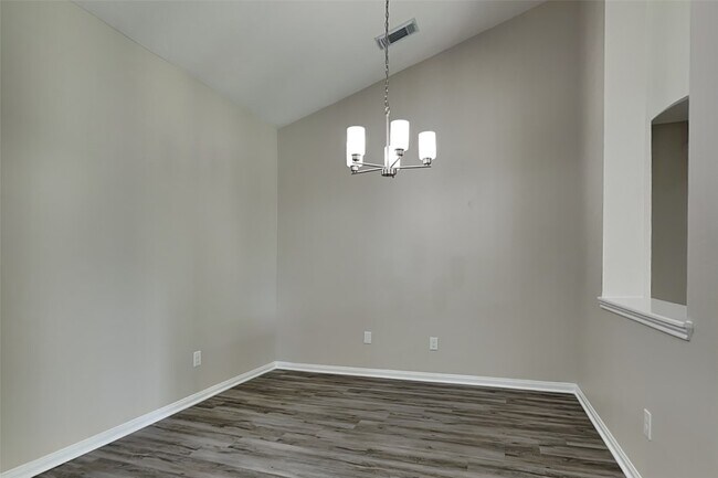 Building Photo - 3318 Noble Hollow Dr