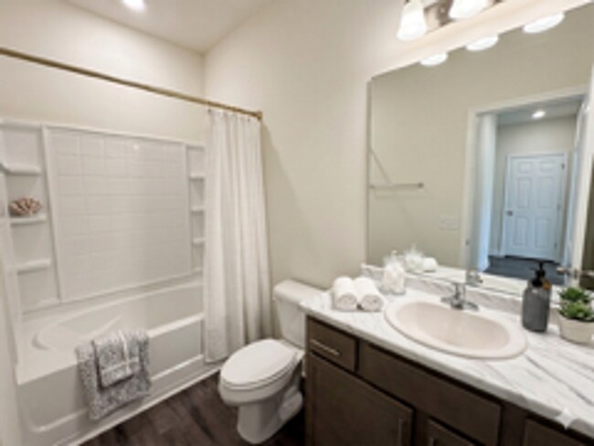 Building Photo - 1 Month Free — Applied as 50% Off Your First 2 Months - Ranch home quiet neighborhood in Hinesville