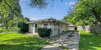 Building Photo - 3060 Midvale Dr
