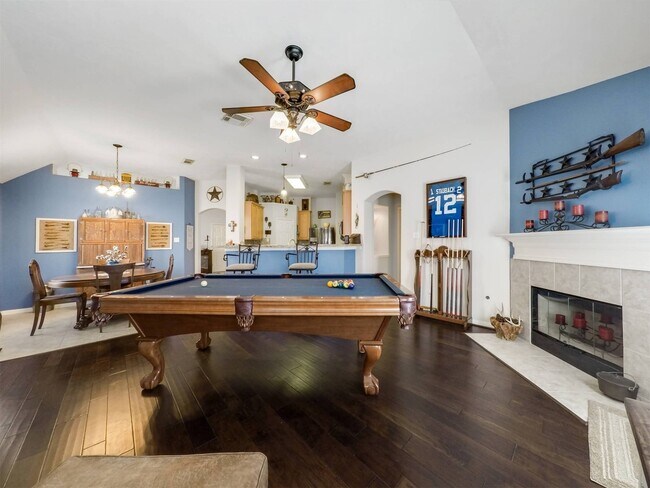 Building Photo - 5718 Indigo Trails Dr