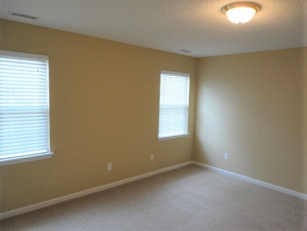 Building Photo - 1907 Landon Farms Ln