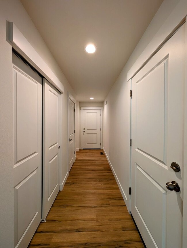 Building Photo - **New Construction** FOUR Bedroom House for Rent in Eastmont School District!