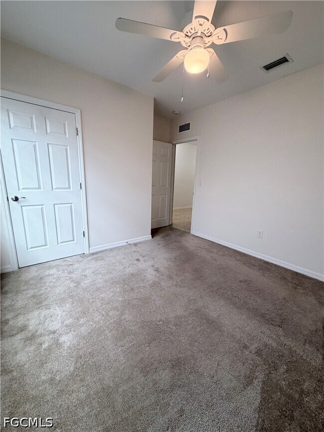 Building Photo - 1633 SW 12th Terrace