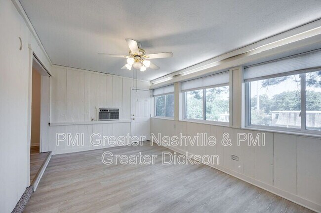 Building Photo - 3000 Hillsboro Pike