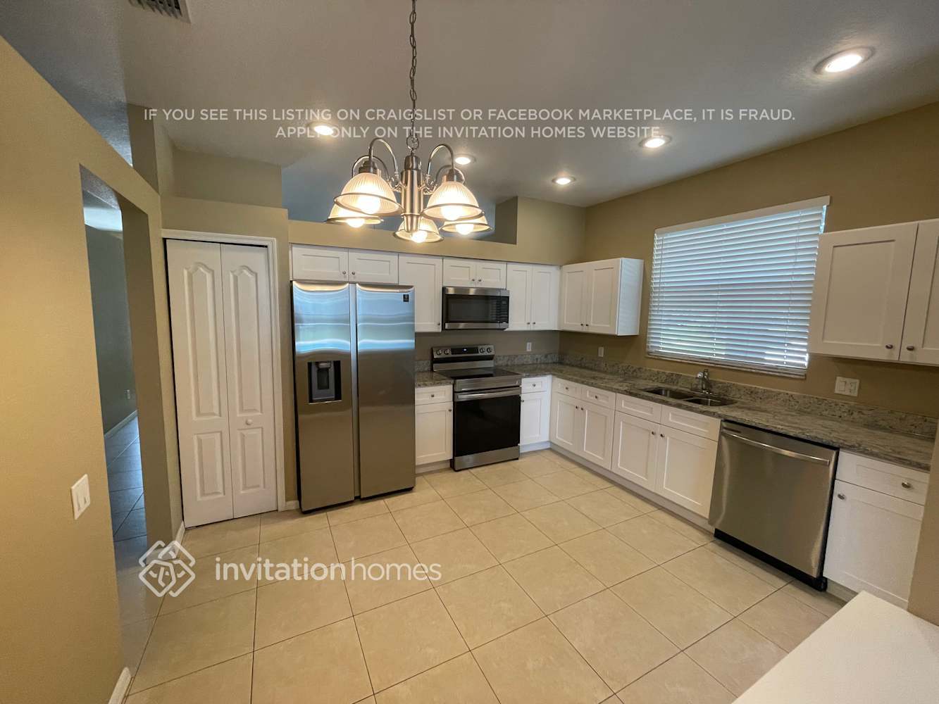 Building Photo - 5610 Terrain De Golf Dr