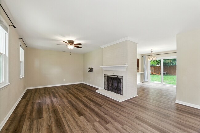 Building Photo - 3800 Liberty Ridge Rd