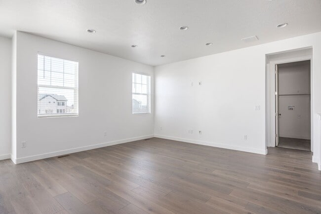 Building Photo - 2526 N 3670 W