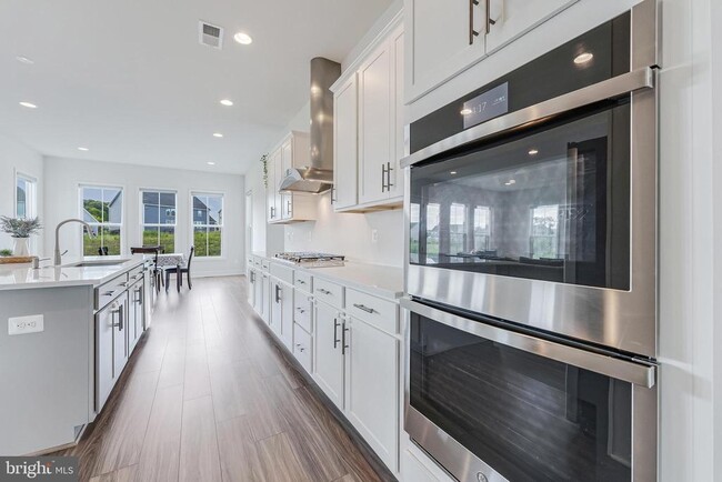 Building Photo - 23765 Fairfield Knl Ct