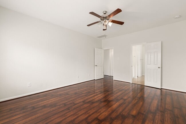 Building Photo - 21426 Venture Park Dr