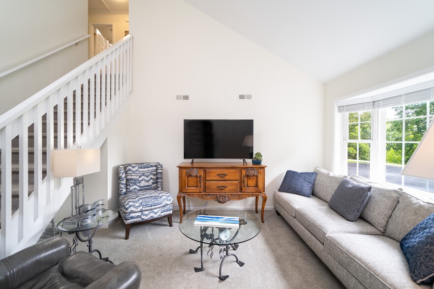 Living Room - 5 Tsuga Rise