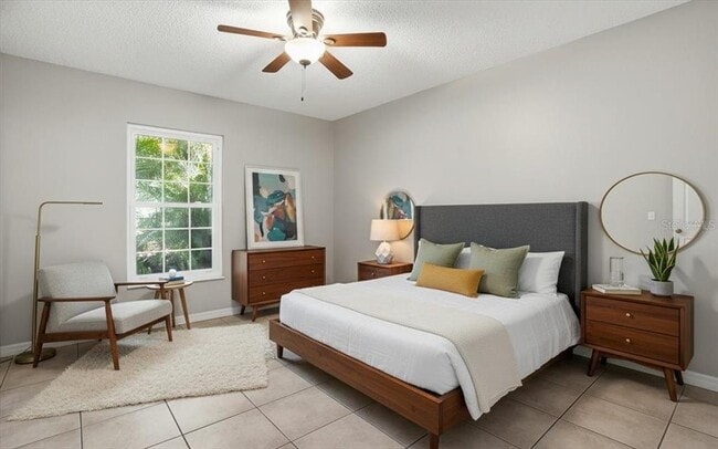 Building Photo - 6808 Friendship Dr