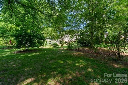 Building Photo - 21014 Pine Ridge Dr