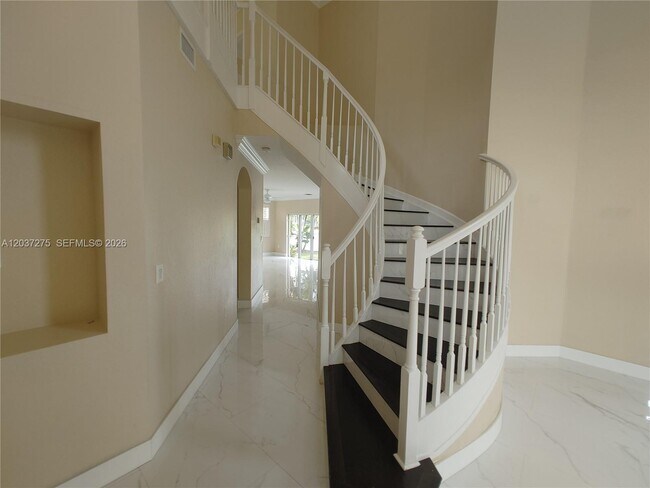 Building Photo - 21872 SW 95th Pl