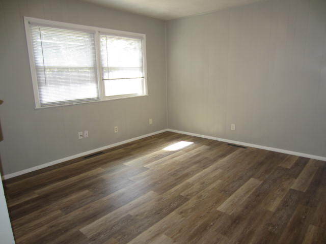 Building Photo - 526 E Edgewood St