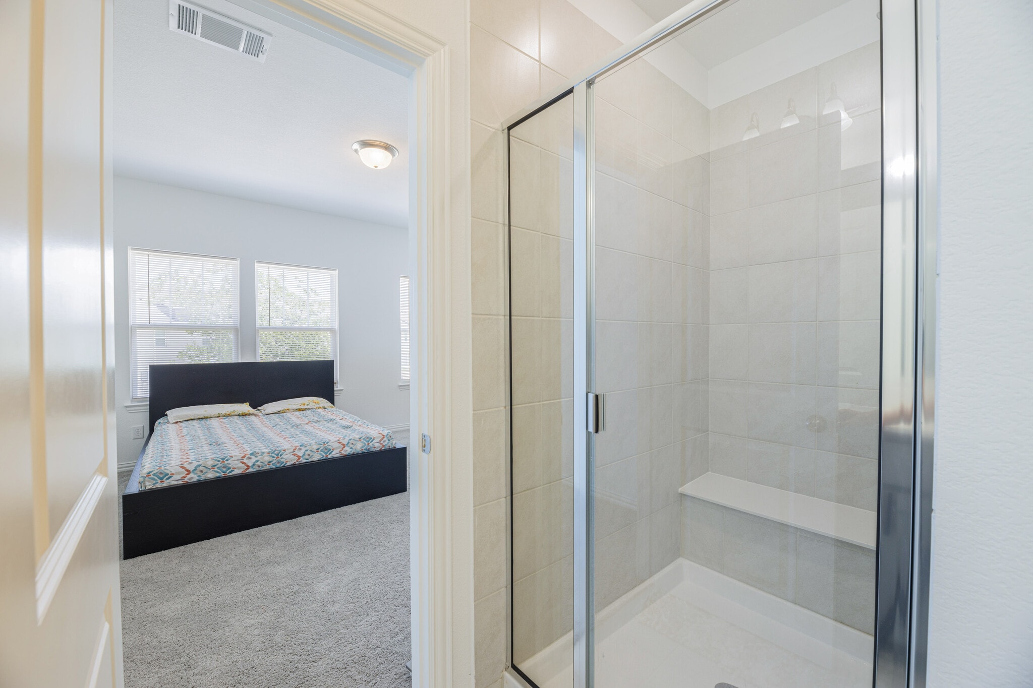 Building Photo - 9916 Hennings St