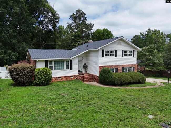 Building Photo - 625 Challedon Dr