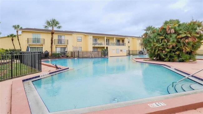 Building Photo - 7612 Camarina Calle