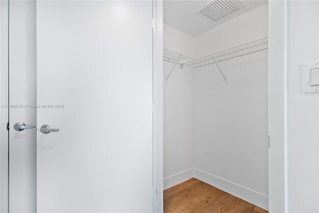 Building Photo - 50 Biscayne Blvd