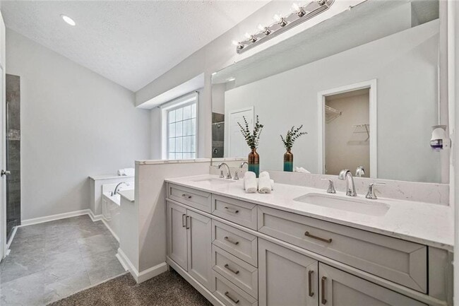 Building Photo - 3840 Pilgrim Mill Rd