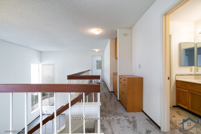 Building Photo - 5250 Countryside Ln