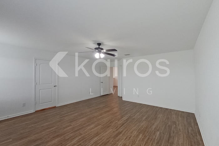 Building Photo - 914 Shady Brk